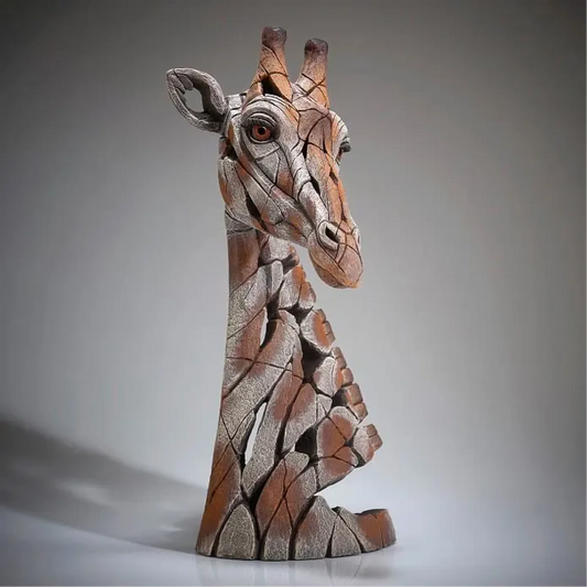 Busto Edge Sculpture Giraffe – Brown