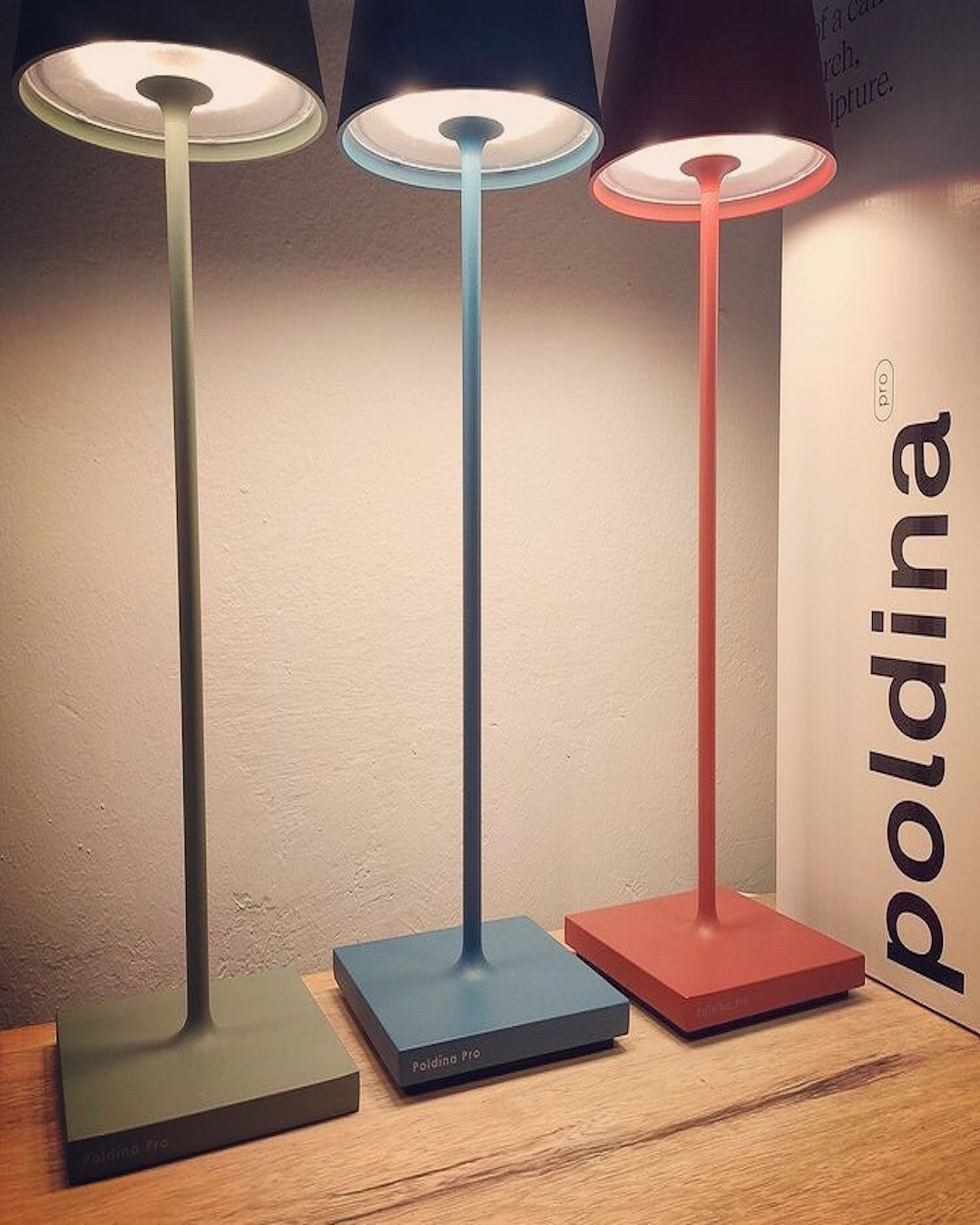POLDINA PRO lampada da tavolo ricaricabile